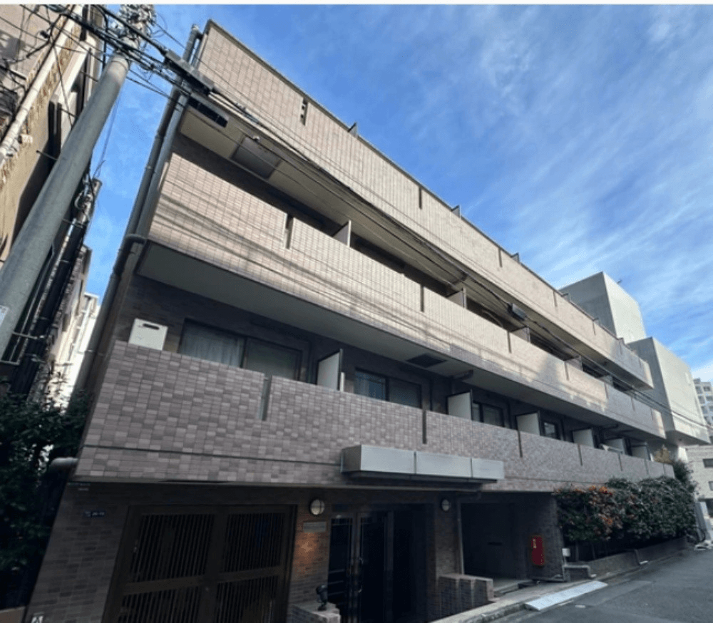 post-image, 20250527420