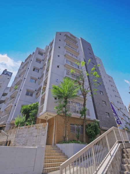 post-image, 20250527676