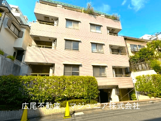 post-image, 20250527717