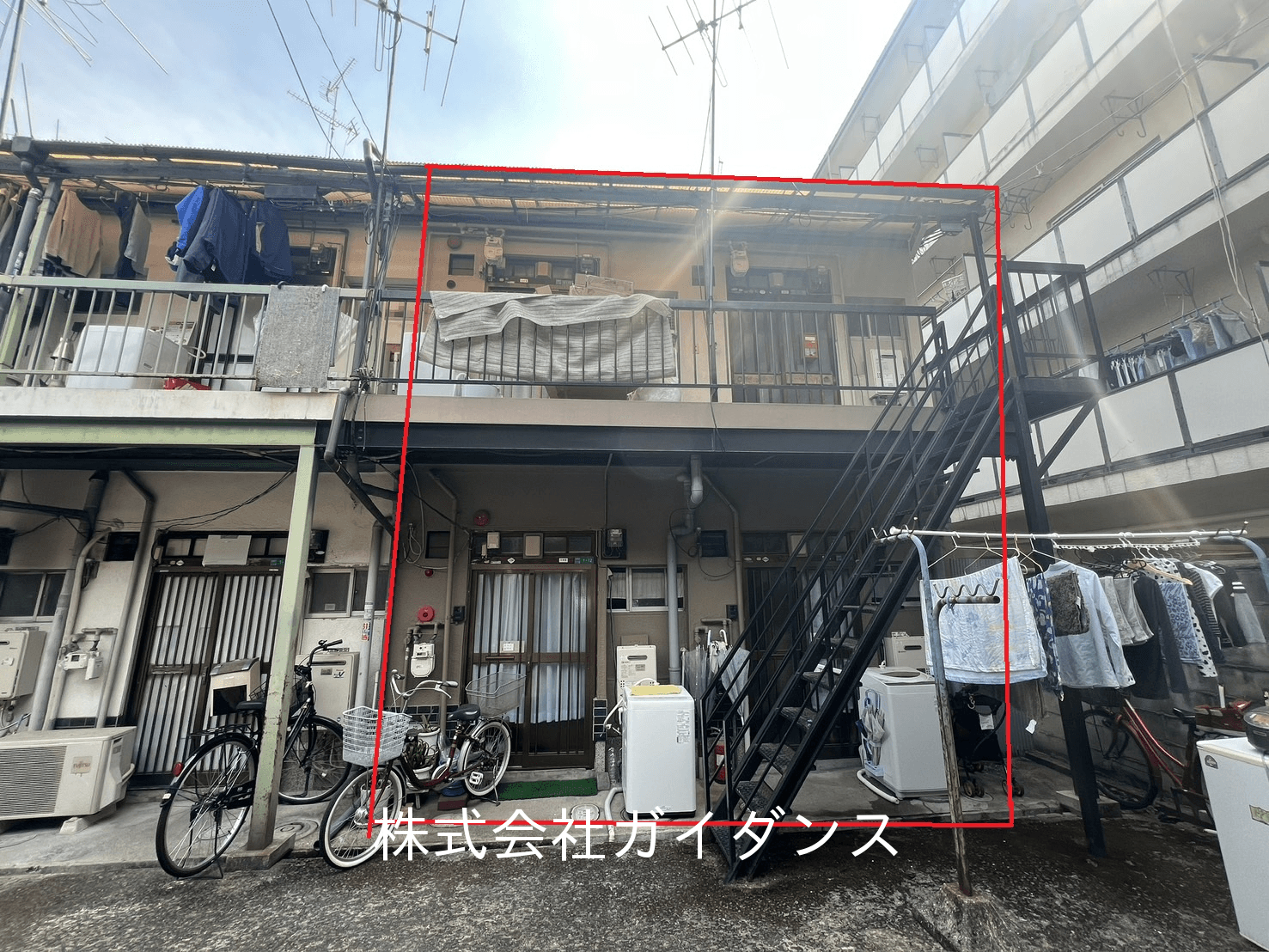 post-image, 20250527837