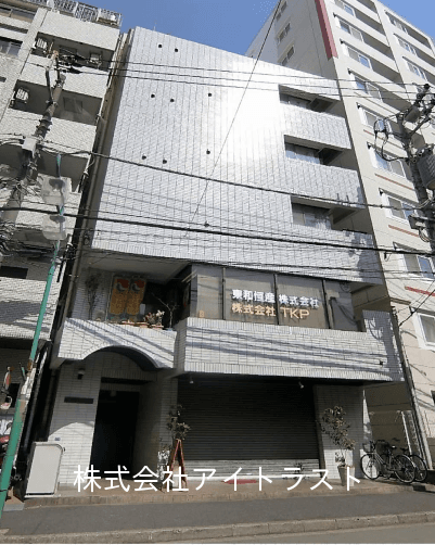 post-image, 20250527920