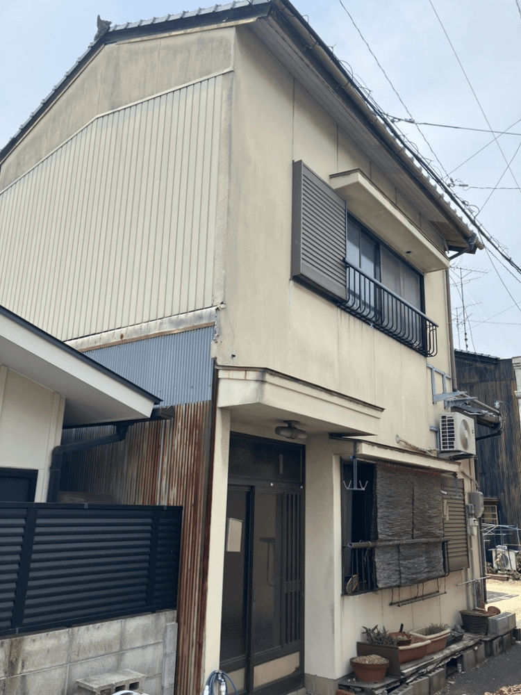 post-image, 20250528431