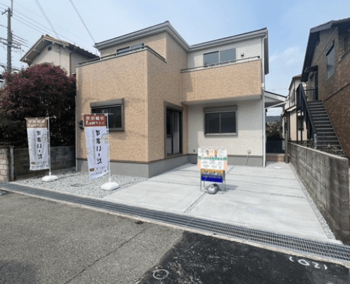 post-image, 20250528570