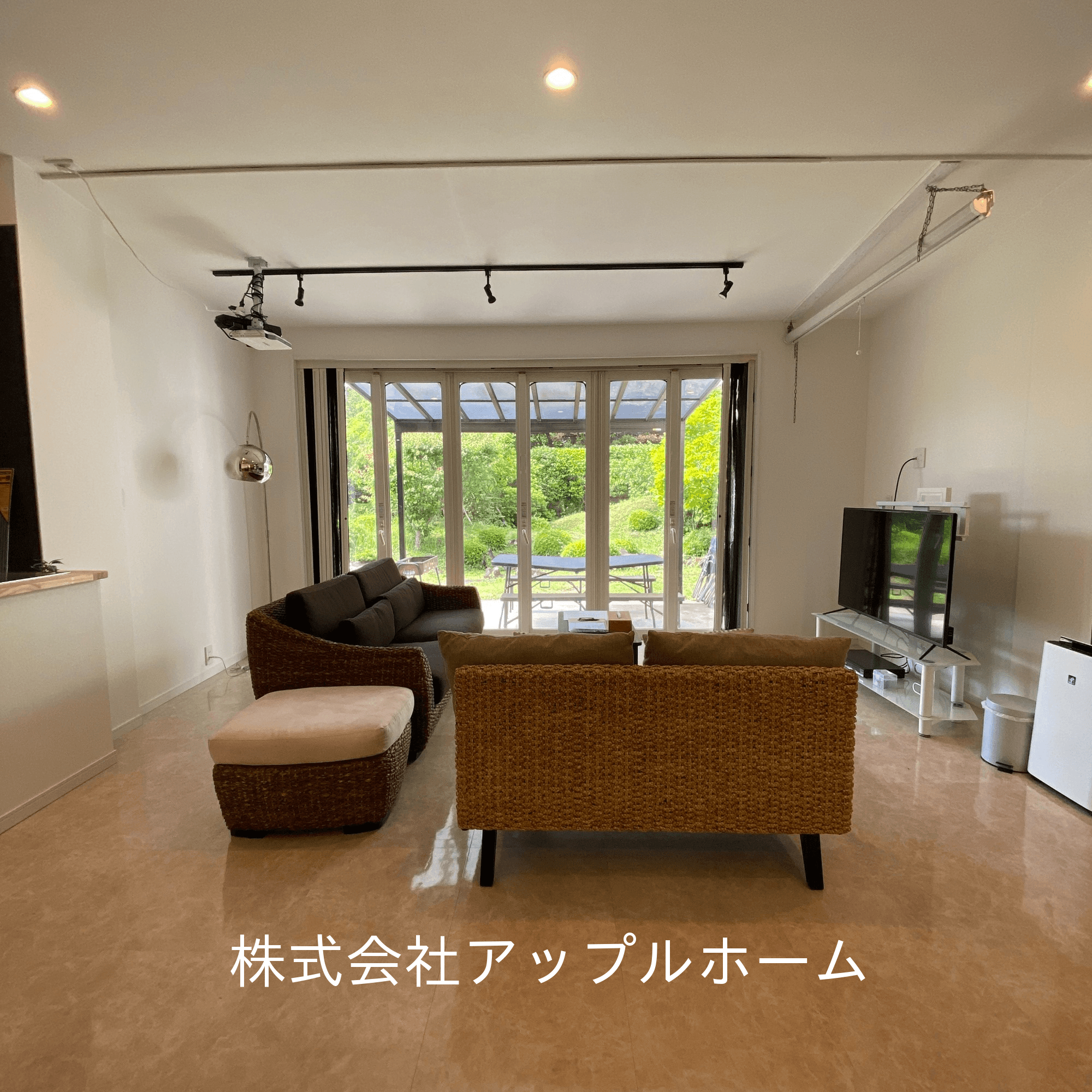 post-image, 20250601494