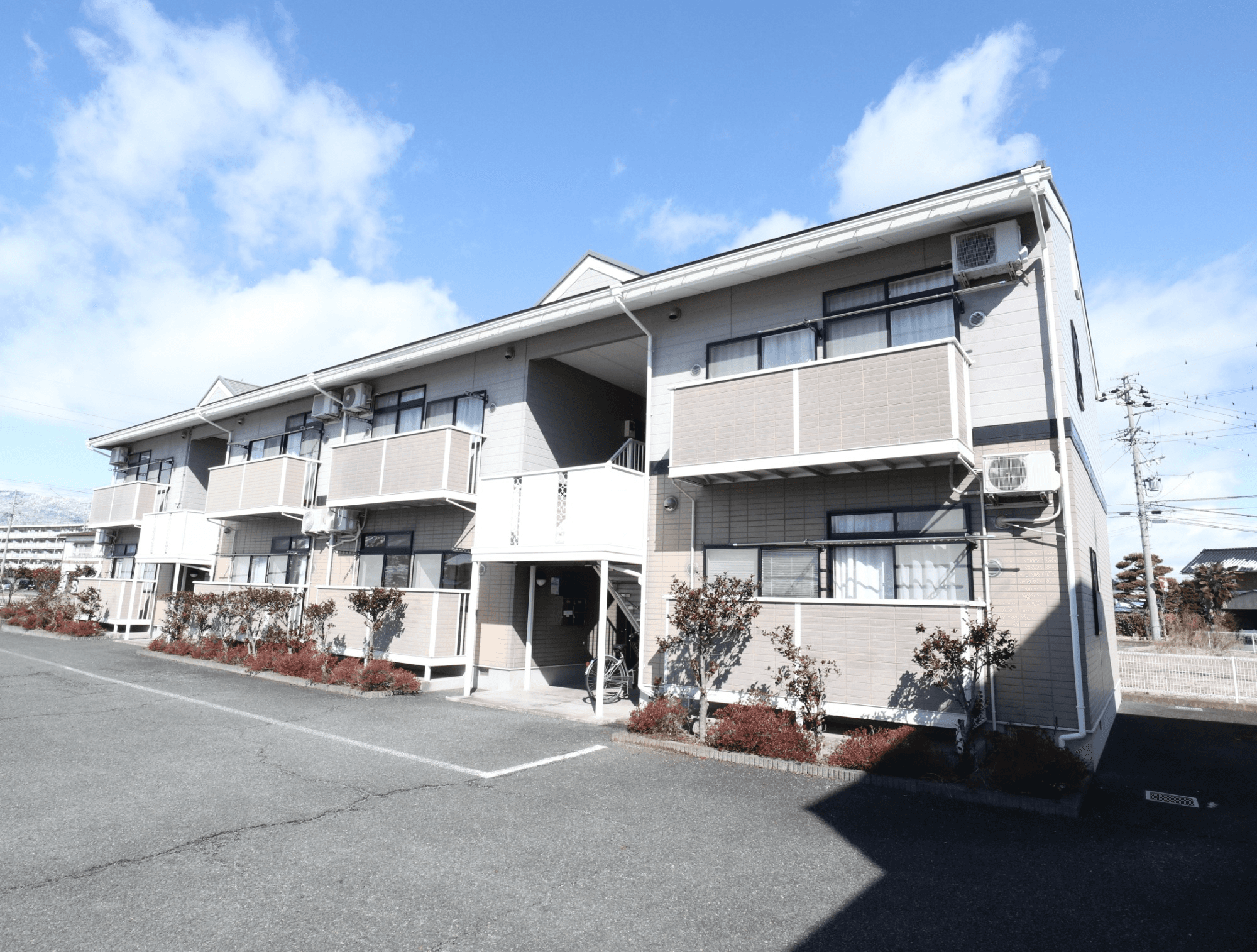 post-image, 2025060158