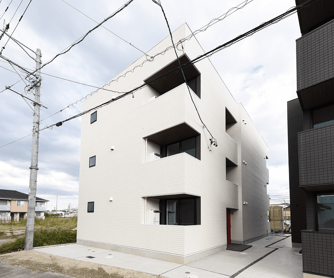 post-image, 20250601677