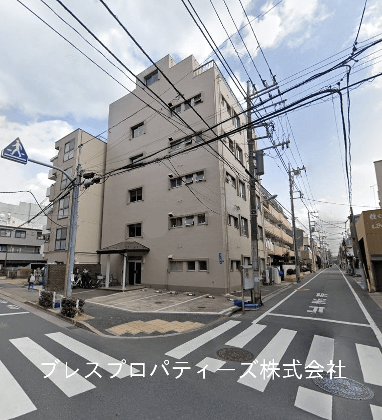 post-image, 20250601711