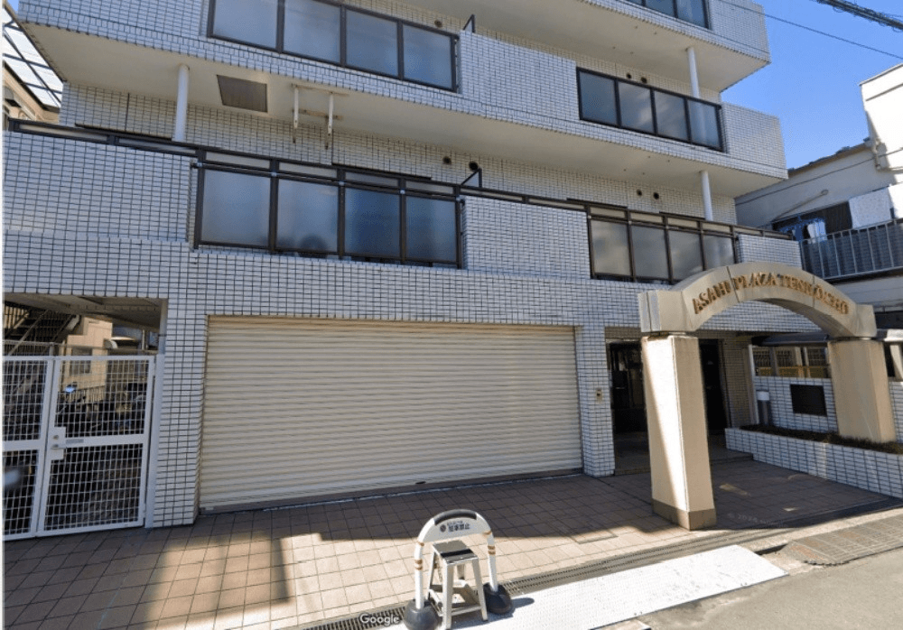 post-image, 20250601862