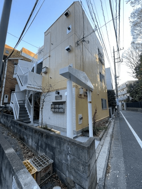 post-image, 20250601874