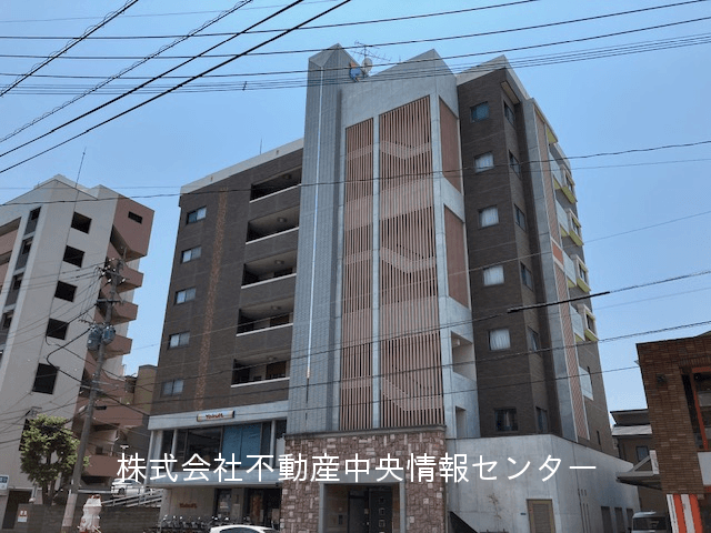 post-image, 2025060197