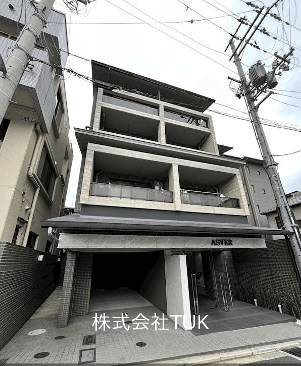 post-image, 20250602370