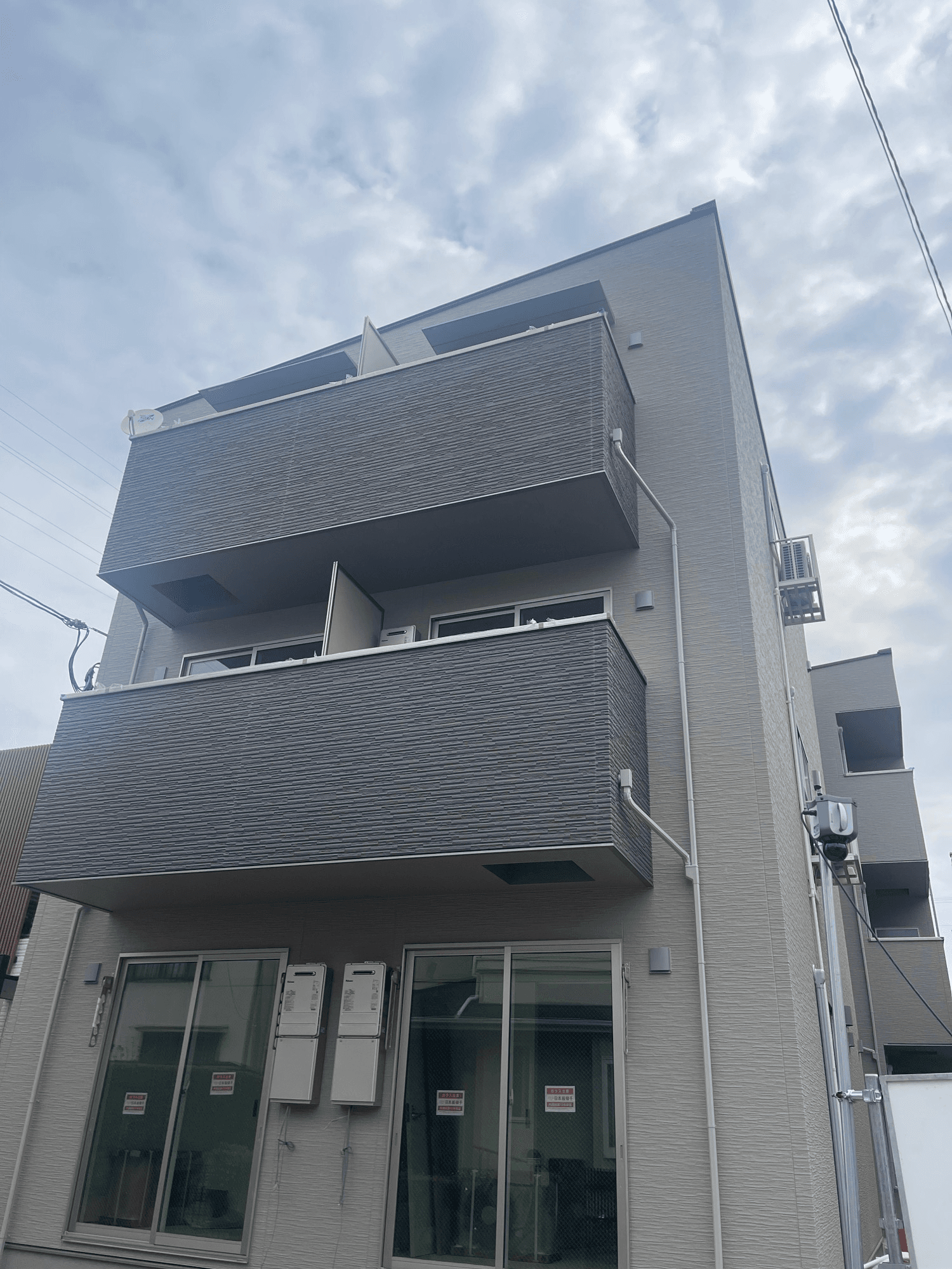 post-image, 20250602387