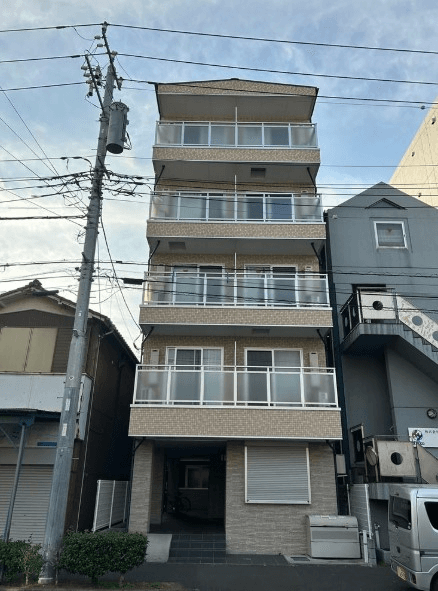 post-image, 20250602511