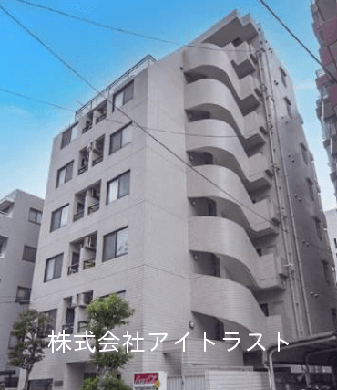 post-image, 20250602555