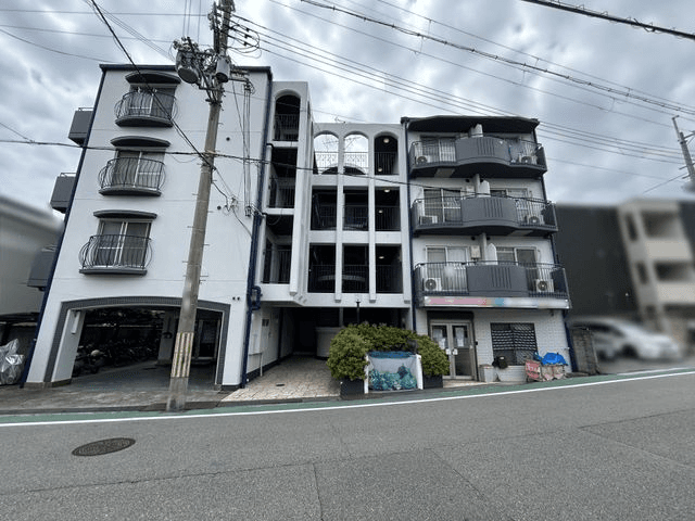 post-image, 20250604158
