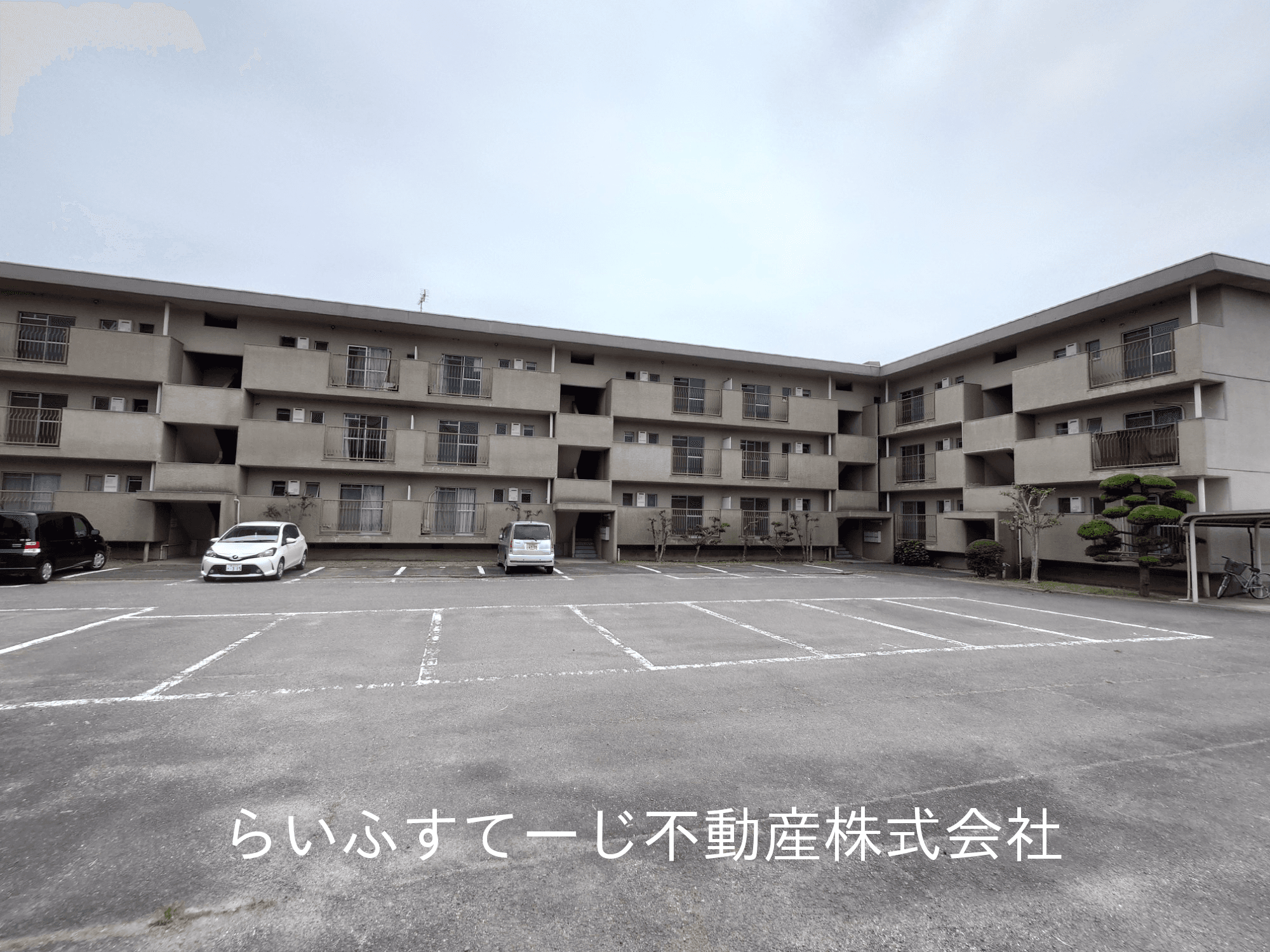 post-image, 20250604611