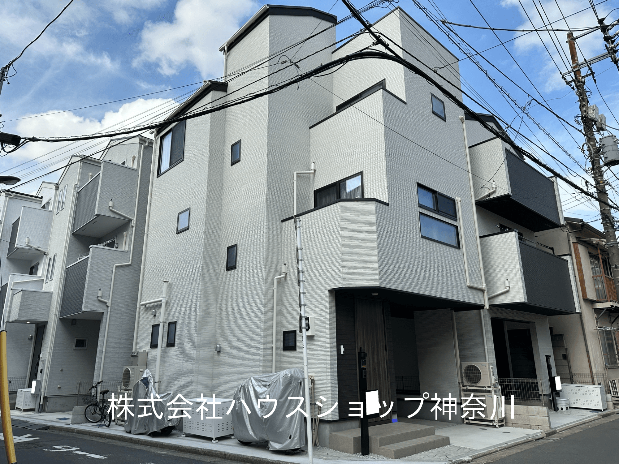 post-image, 20250605830