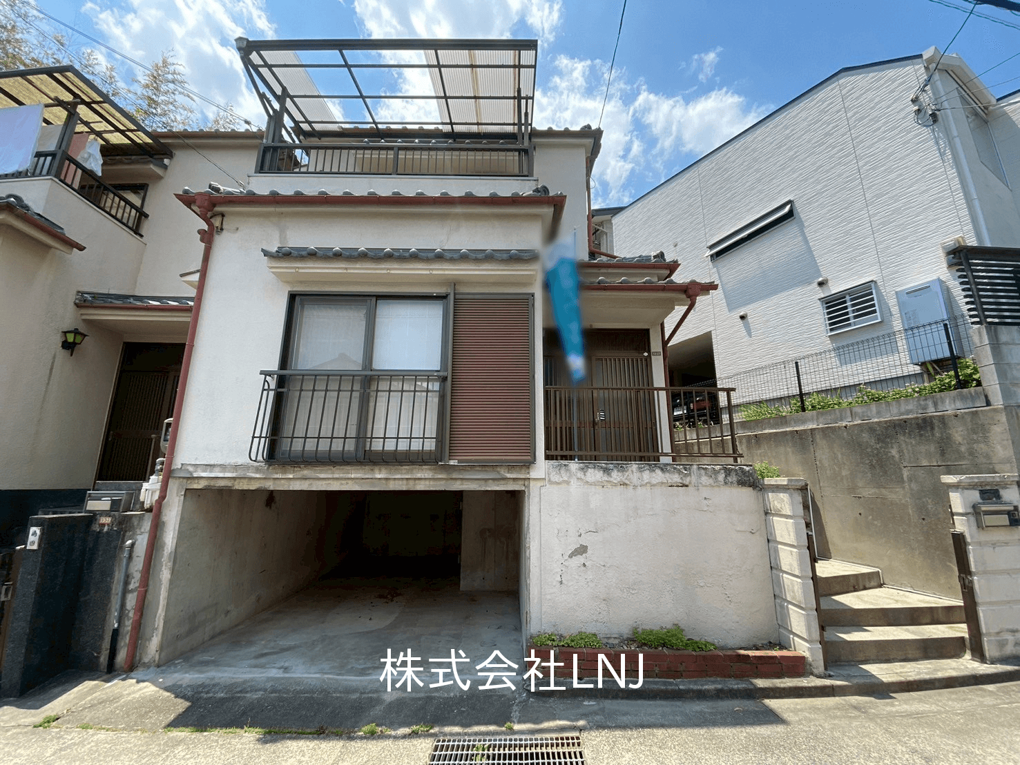 post-image, 20250605993