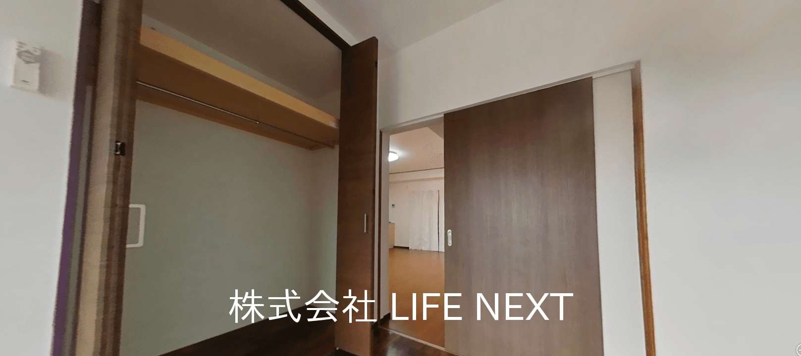 post-image, 20250607800