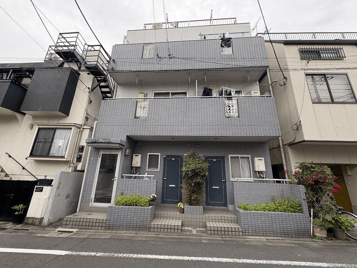 post-image, 20250607964