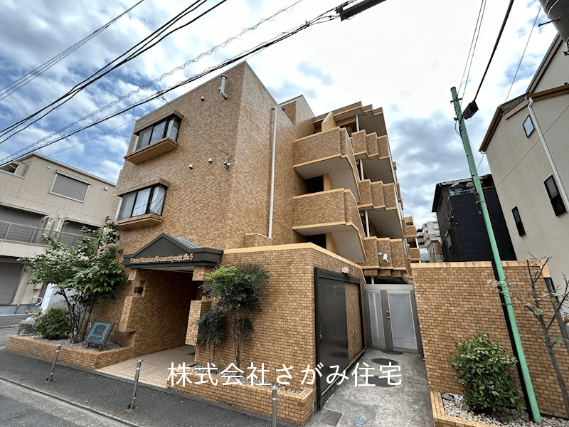 post-image, 20250607984