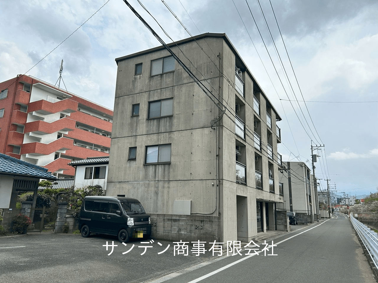post-image, 20250612318