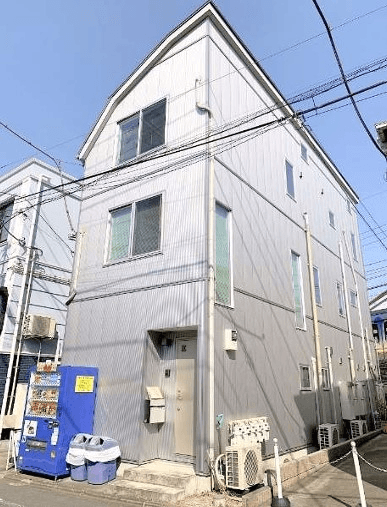 post-image, 20250612449