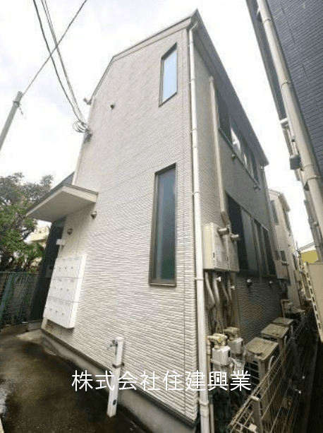 post-image, 20250612855