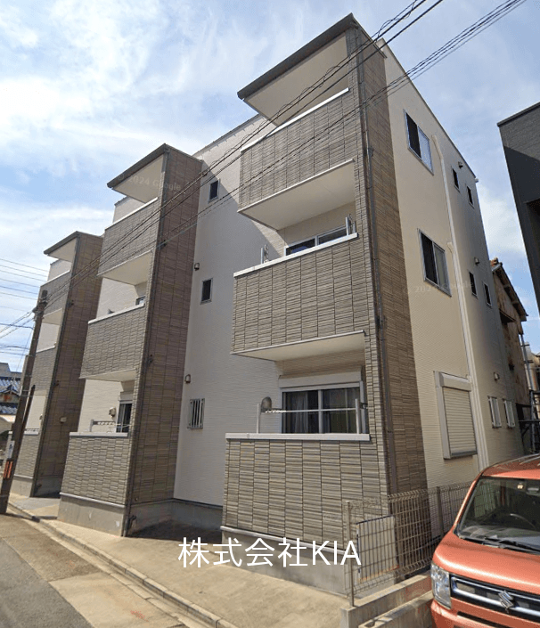 post-image, 20250613229