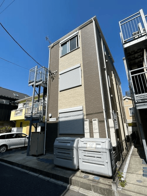 post-image, 2025061395