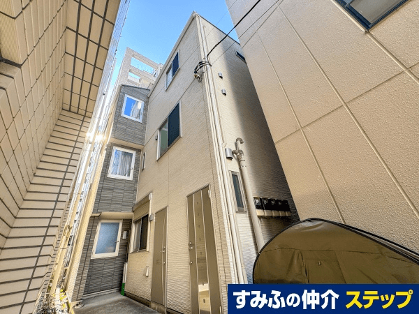 post-image, 20250613979