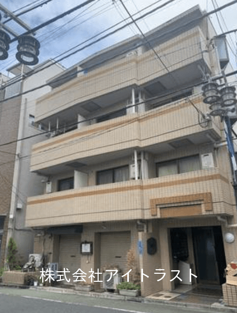 post-image, 20250618259