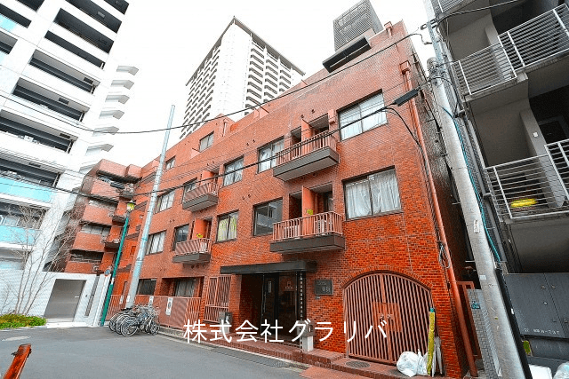 post-image, 20250618438