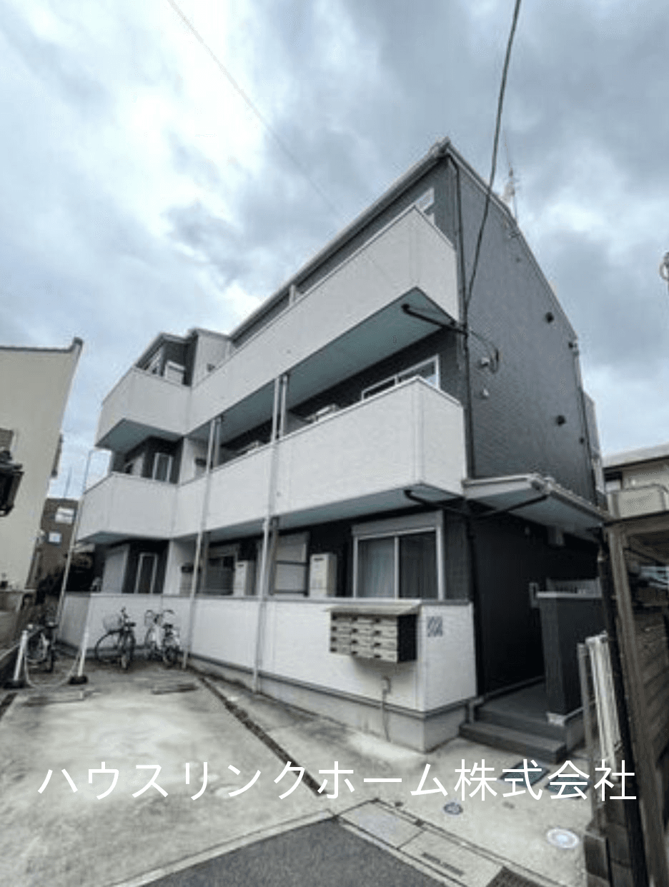 post-image, 2025061884