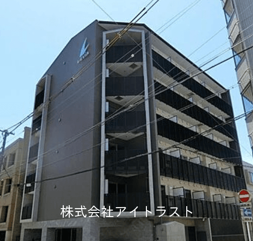 post-image, 20250708359