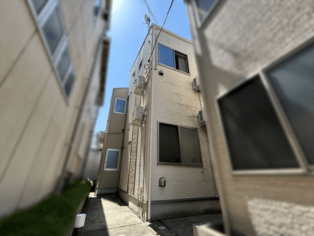 post-image, 20250708615