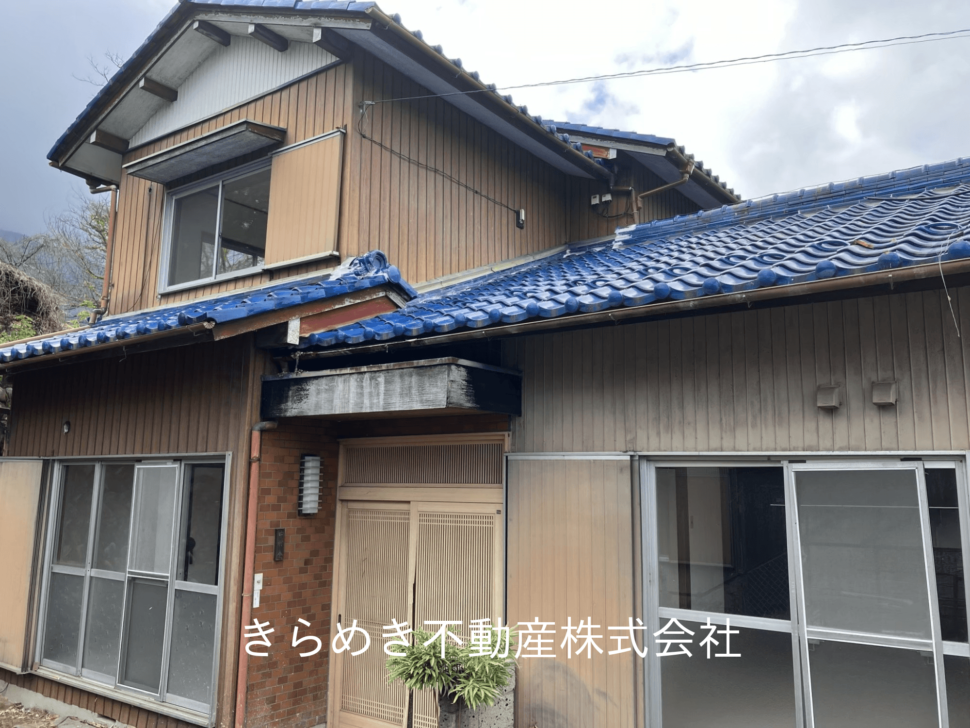 post-image, 2025072086