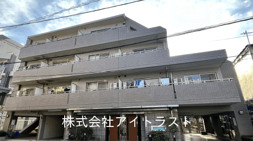 post-image, 2025080328