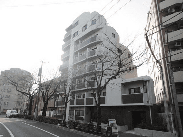 post-image, 20250803459