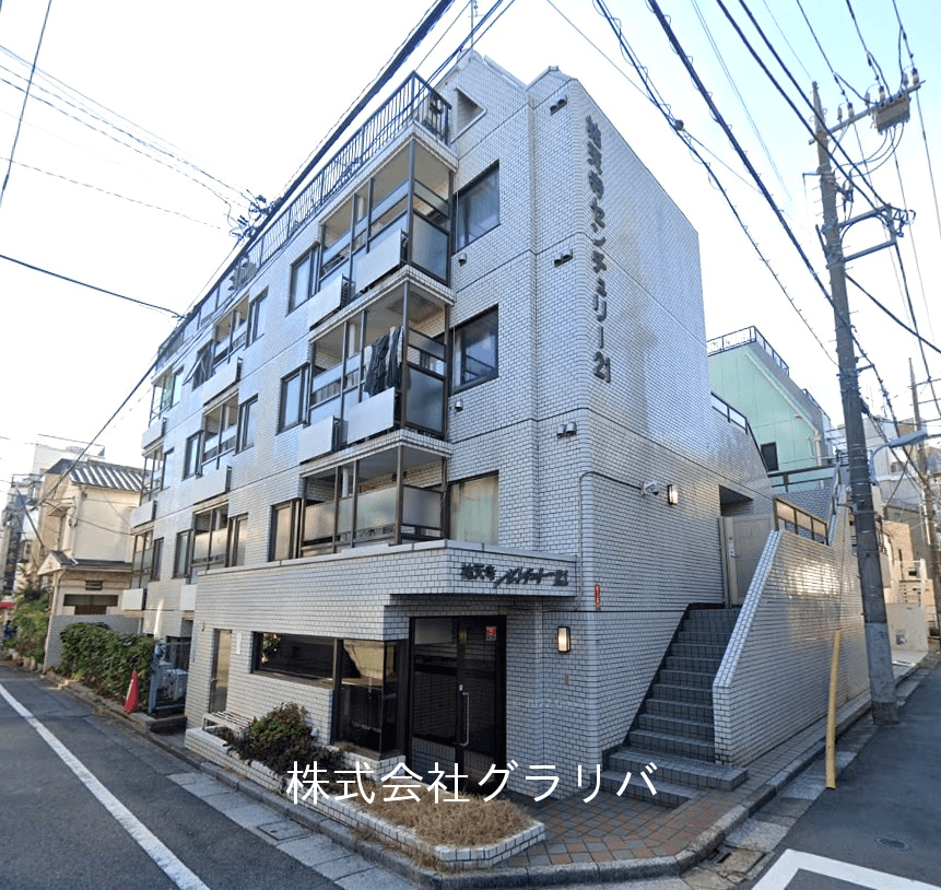 post-image, 20250803477