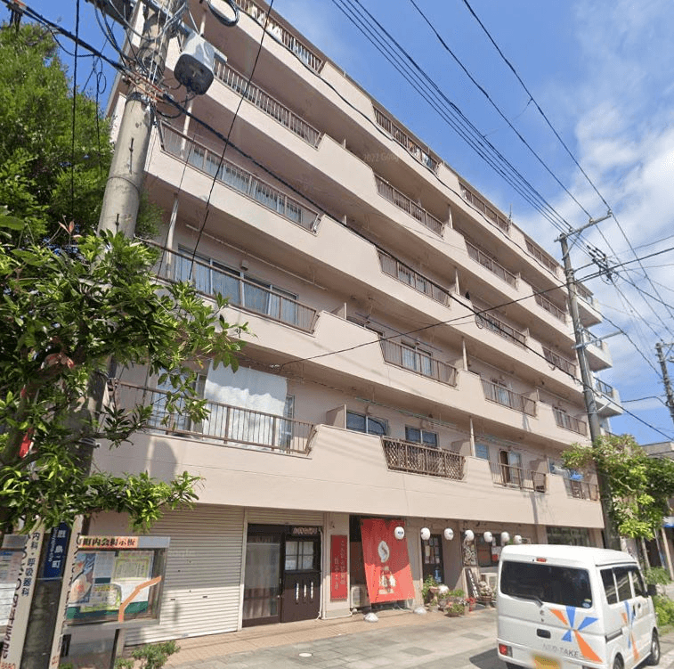 post-image, 20250803650