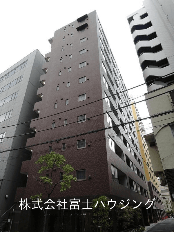 post-image, 20250803701