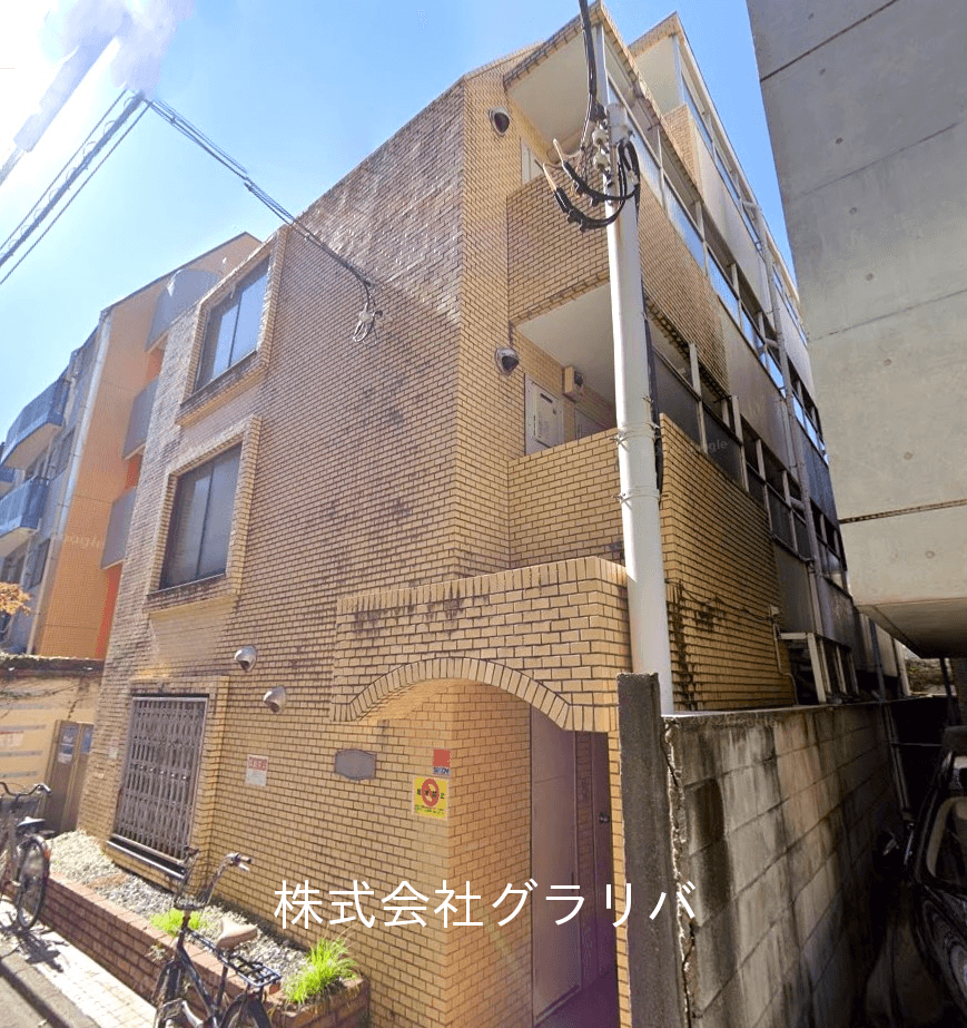 post-image, 20250803851