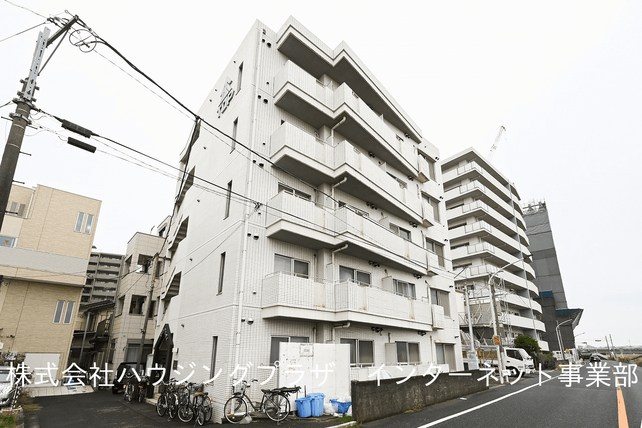 post-image, 20250809415