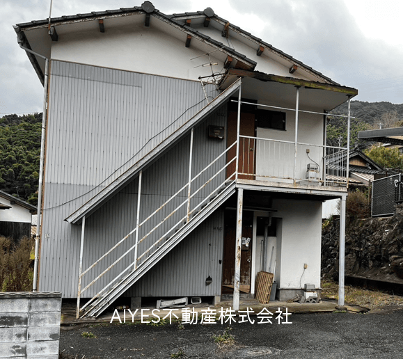 post-image, 20250809796