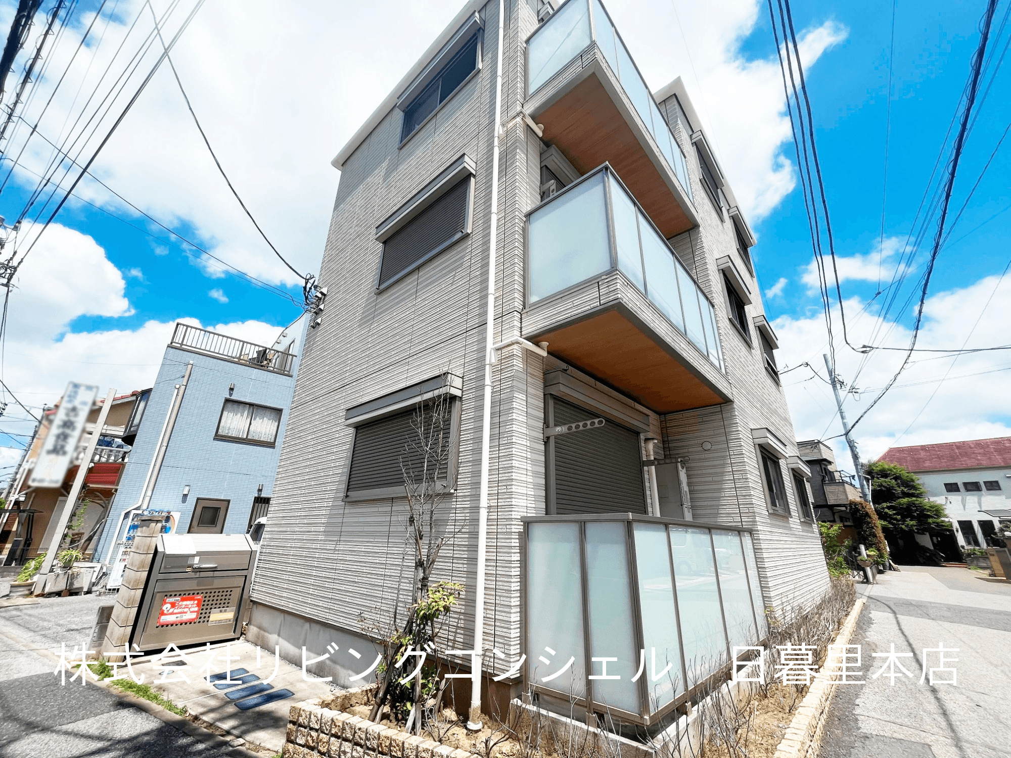 post-image, 20250809929