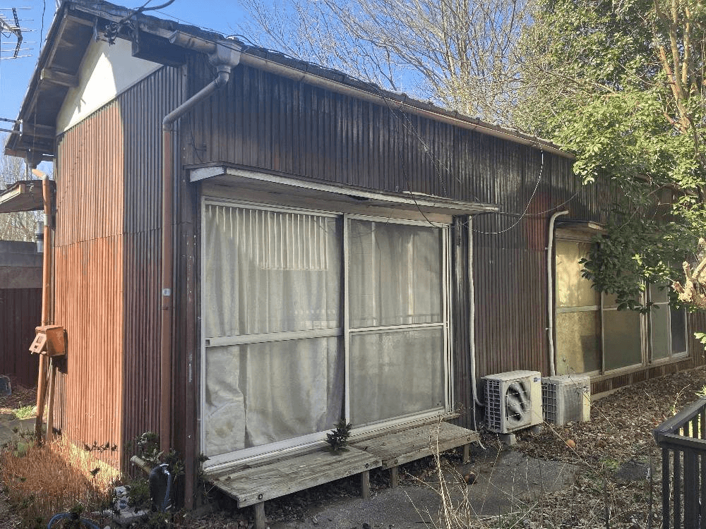 post-image, 20250811303