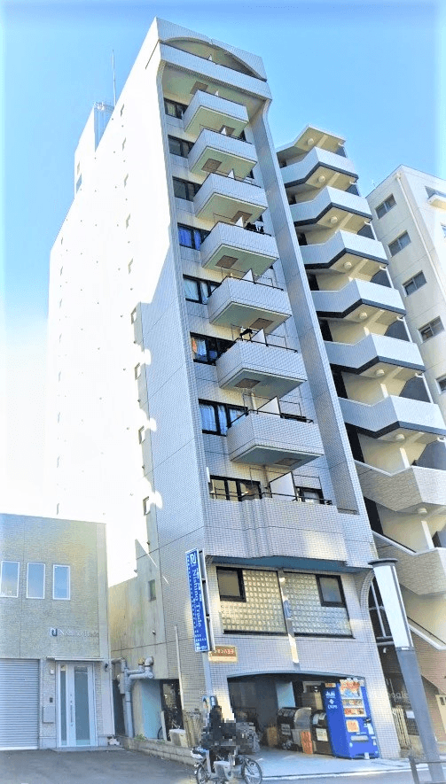 post-image, 20250811338