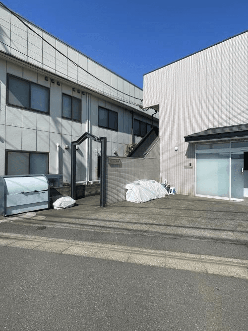 post-image, 20250811486