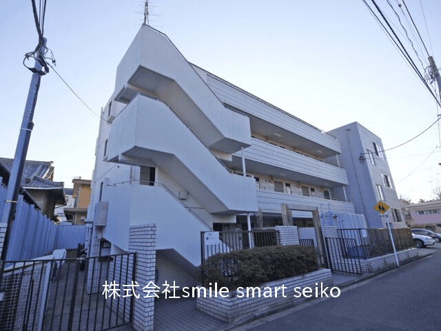 post-image, 2025081174